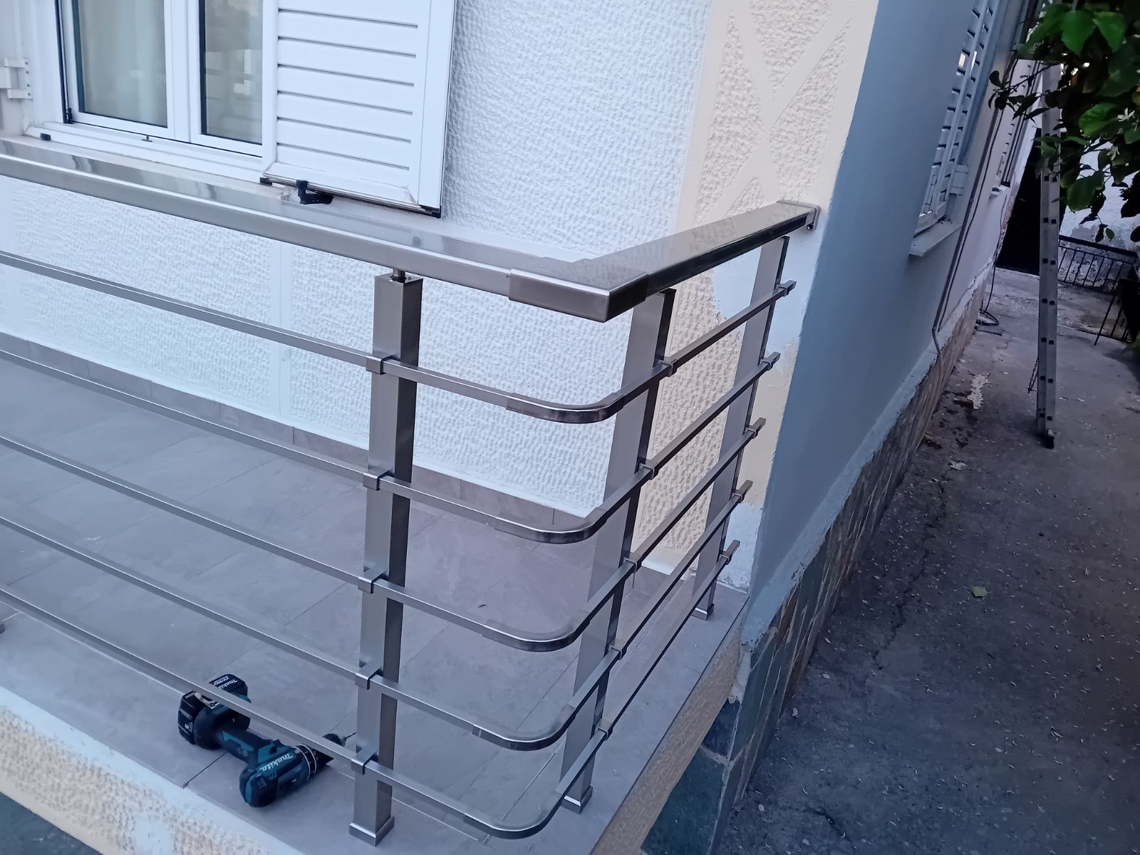 Αλουμίνια Αιτωλικό | Καραγιάννης | Κάγκελα βεράντας(3)